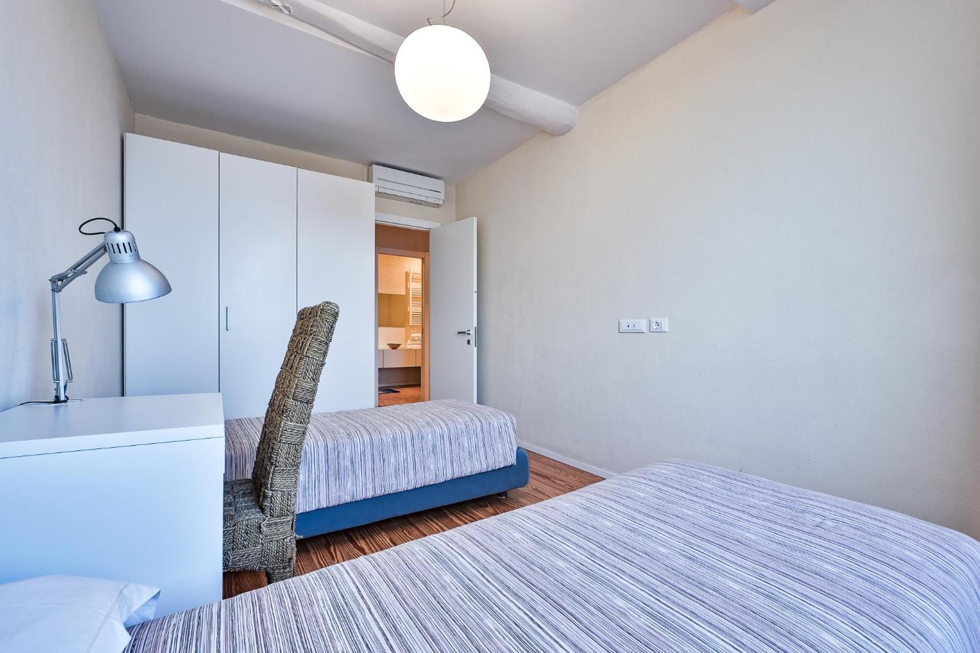 Baian Apartment Genua